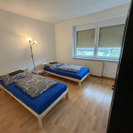 Gemuetliche Stadtwohnung Im Gruenen