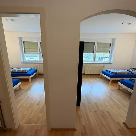 Gemuetliche Stadtwohnung Im Gruenen * קלגנפורט
